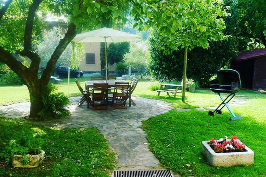 Apartment Piccolo Borgo Castelveccana Екстериор снимка